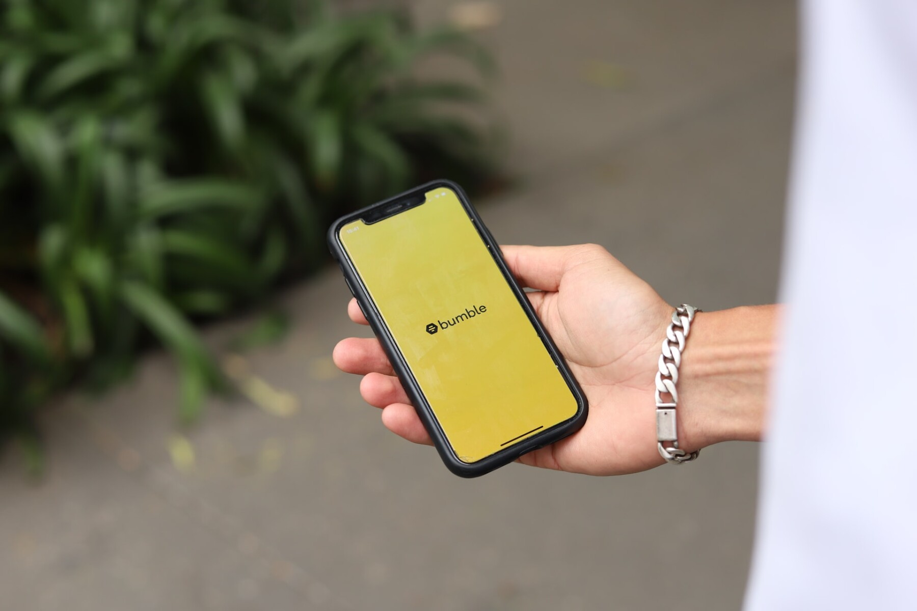 What Should I Write In My Bumble Profile? 1 bumble profile