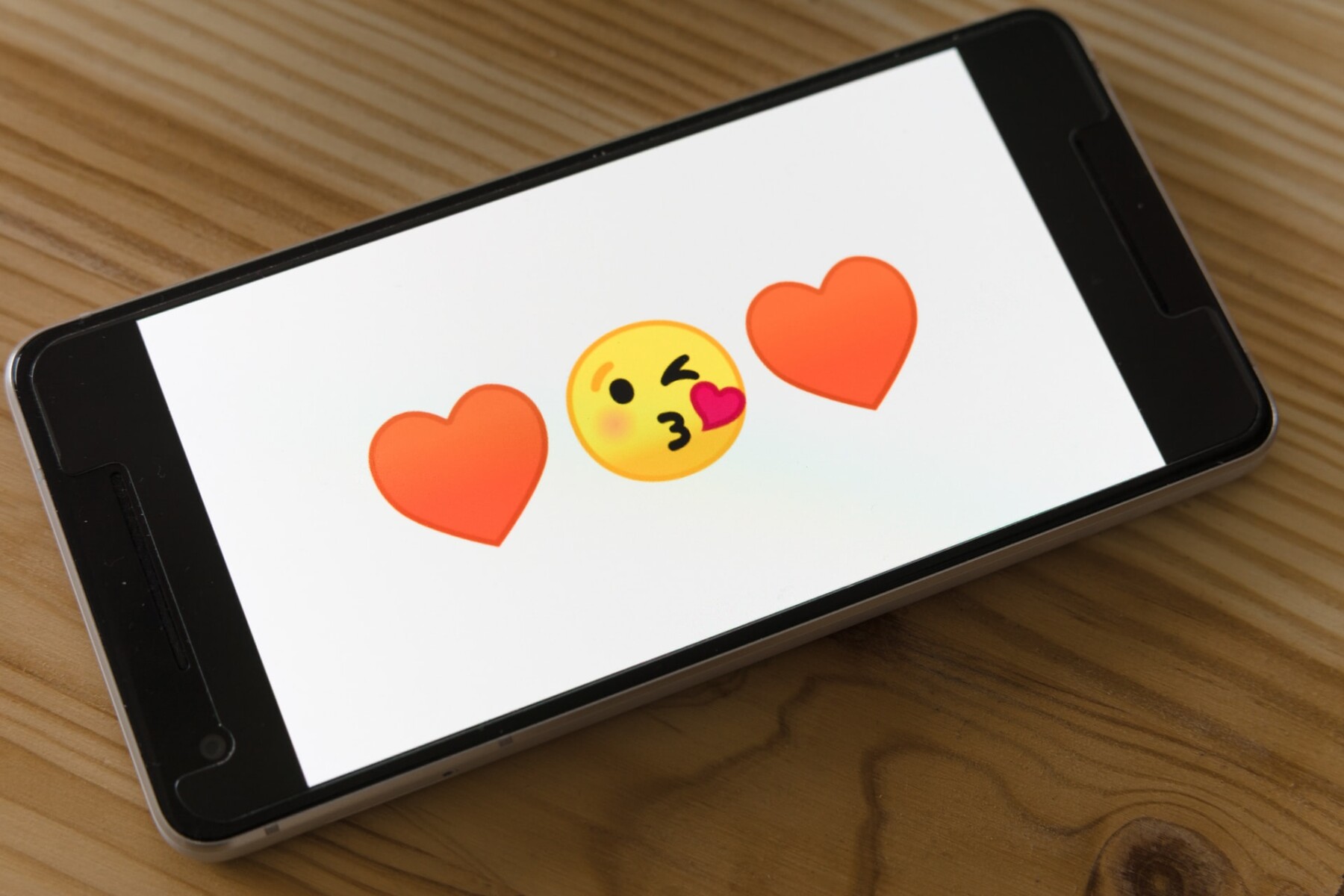 IOs 14 Emojis Download 1 emoji heart
