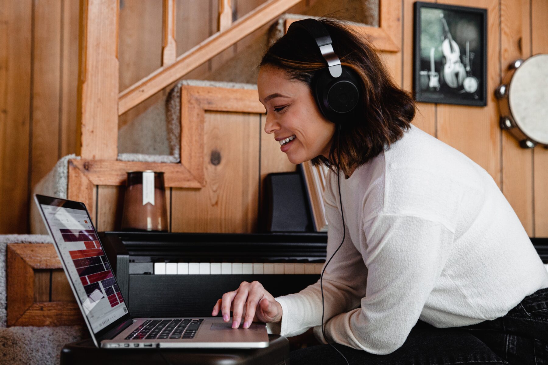 Pandora Plus - The Ad-Free Music Streaming Service 1 pandora plus