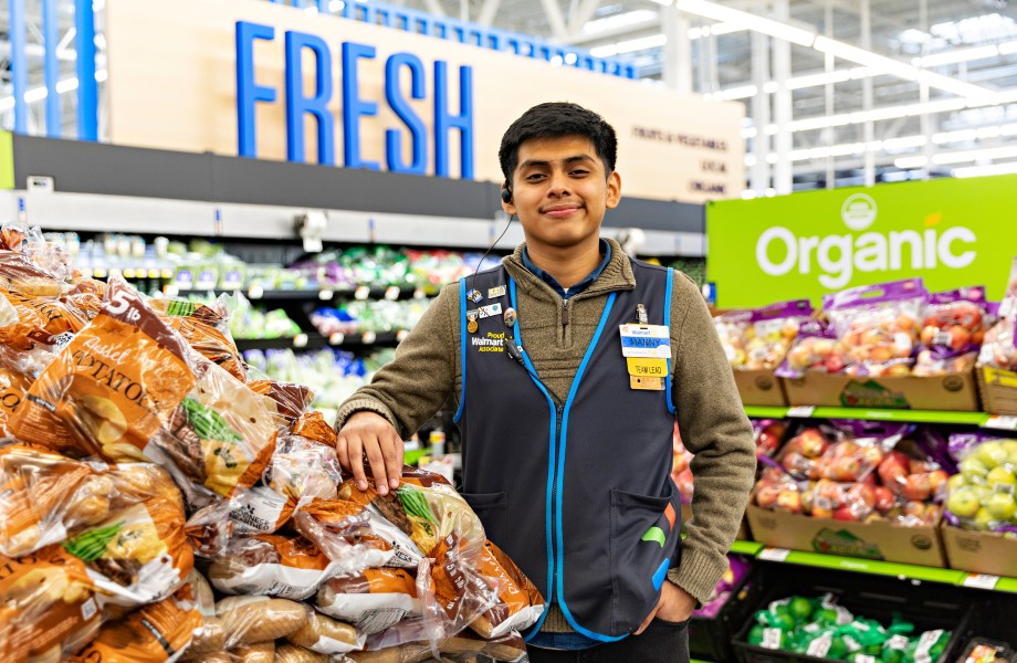 How To Apply Online For Walmart Jobs 2 Working at Walmart