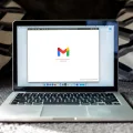 How To Log Out of Mail on Mac 7 How To Log Out of Mail on Mac 6