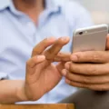 How To Find History On iPhone 4 How To Find History On iPhone 3