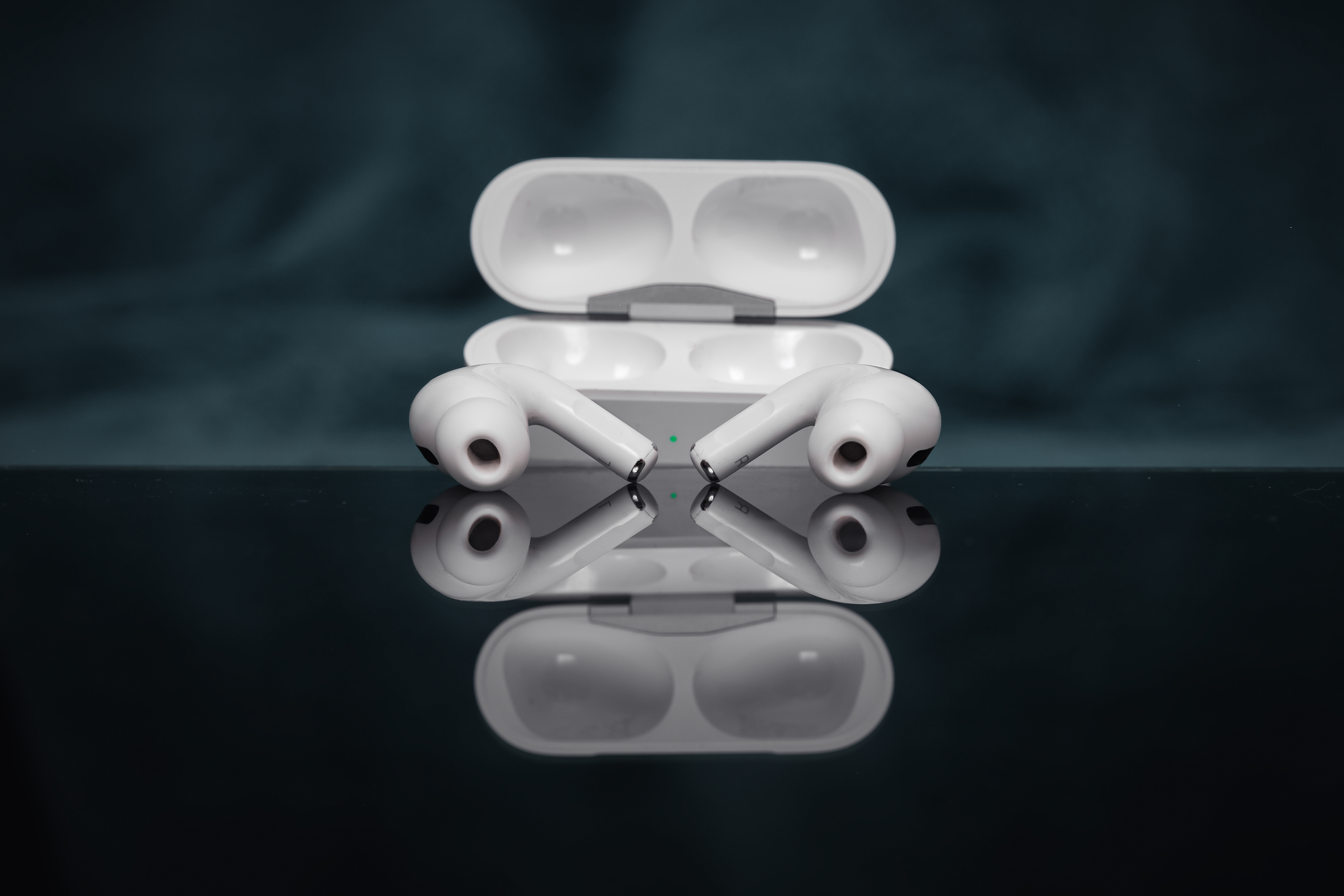 Unlock The Full Potential of Your AirPods Max With Customized EQ Settings 4 Unlock The Full Potential of Your AirPods Max With Customized EQ Settings 3