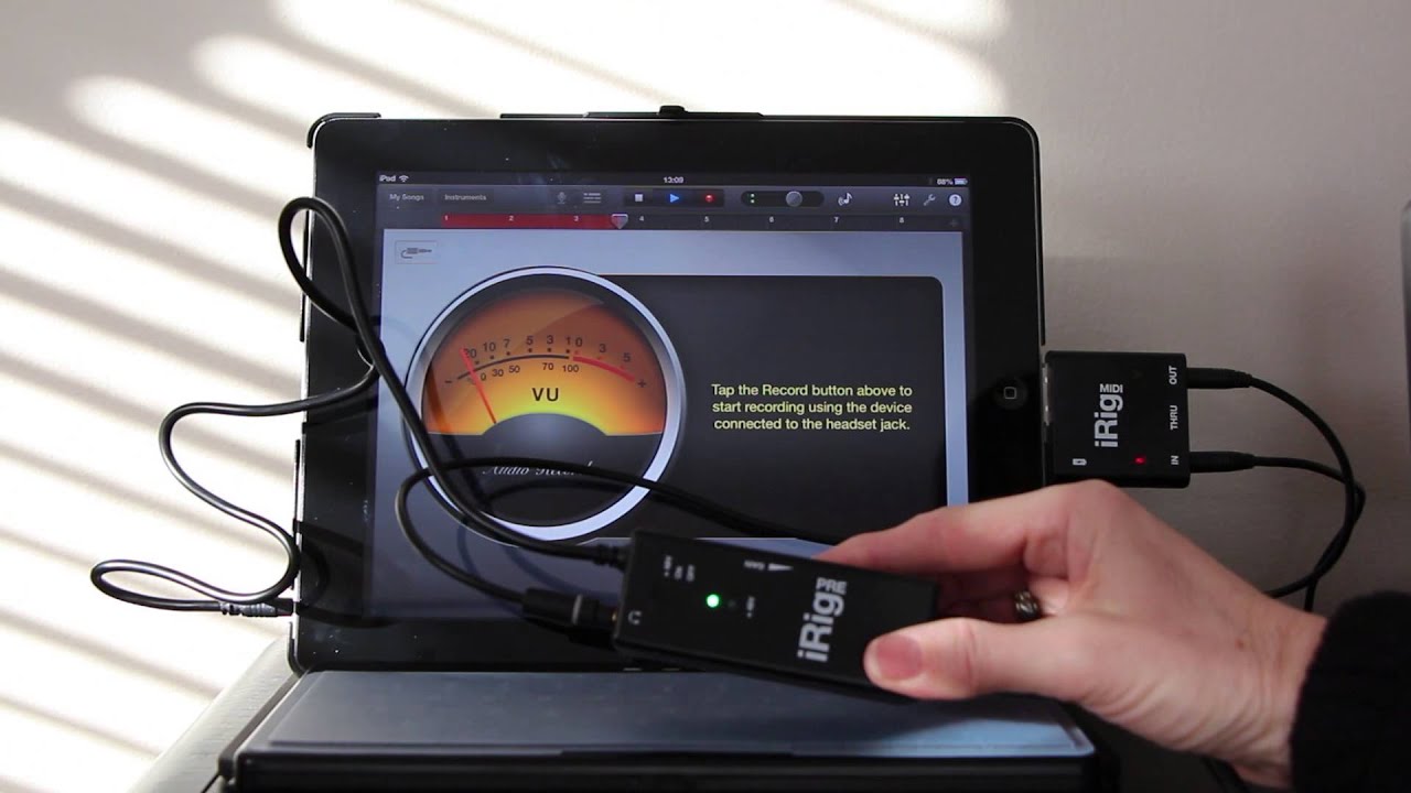 How to Use iRig with GarageBand 2 How to Use iRig with GarageBand 1