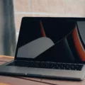 Can You Use an 87W Charger with a MacBook Pro 13? 12 Can You Use an 87W Charger with a MacBook Pro 13? 11