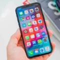 How to Fix Half-Screen iPhone XR 9 How to Fix Half-Screen iPhone XR 8