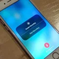How To Record Your Singing With Background Music On iPhone 6 How To Record Your Singing With Background Music On iPhone 5
