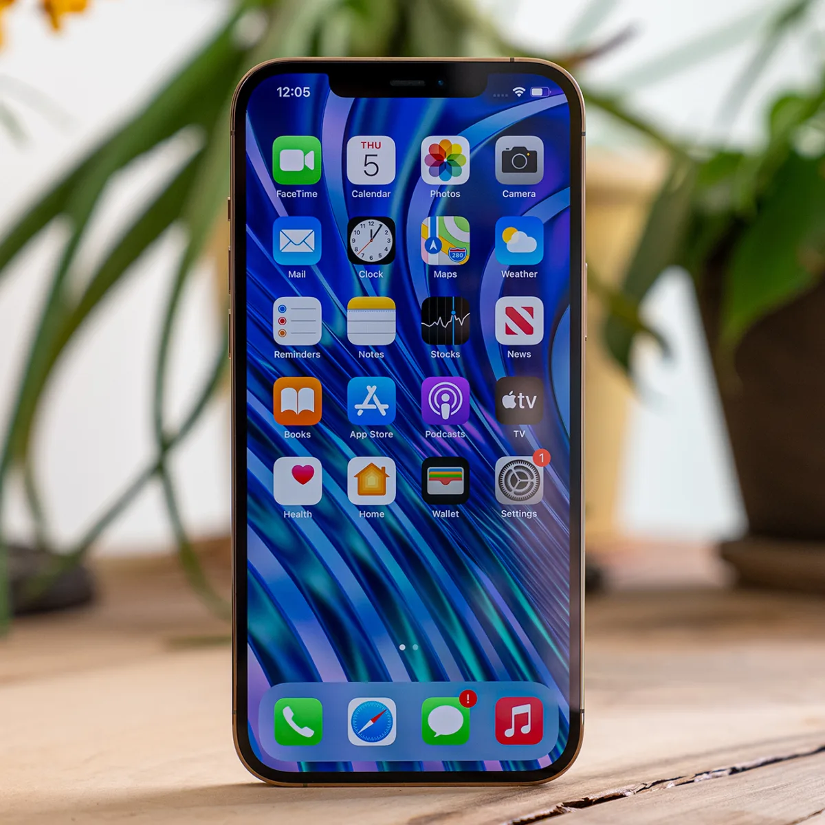 How To Restart iPhone 12 Pro Max Without Touching Screen 2 How To Restart iPhone 12 Pro Max Without Touching Screen 1