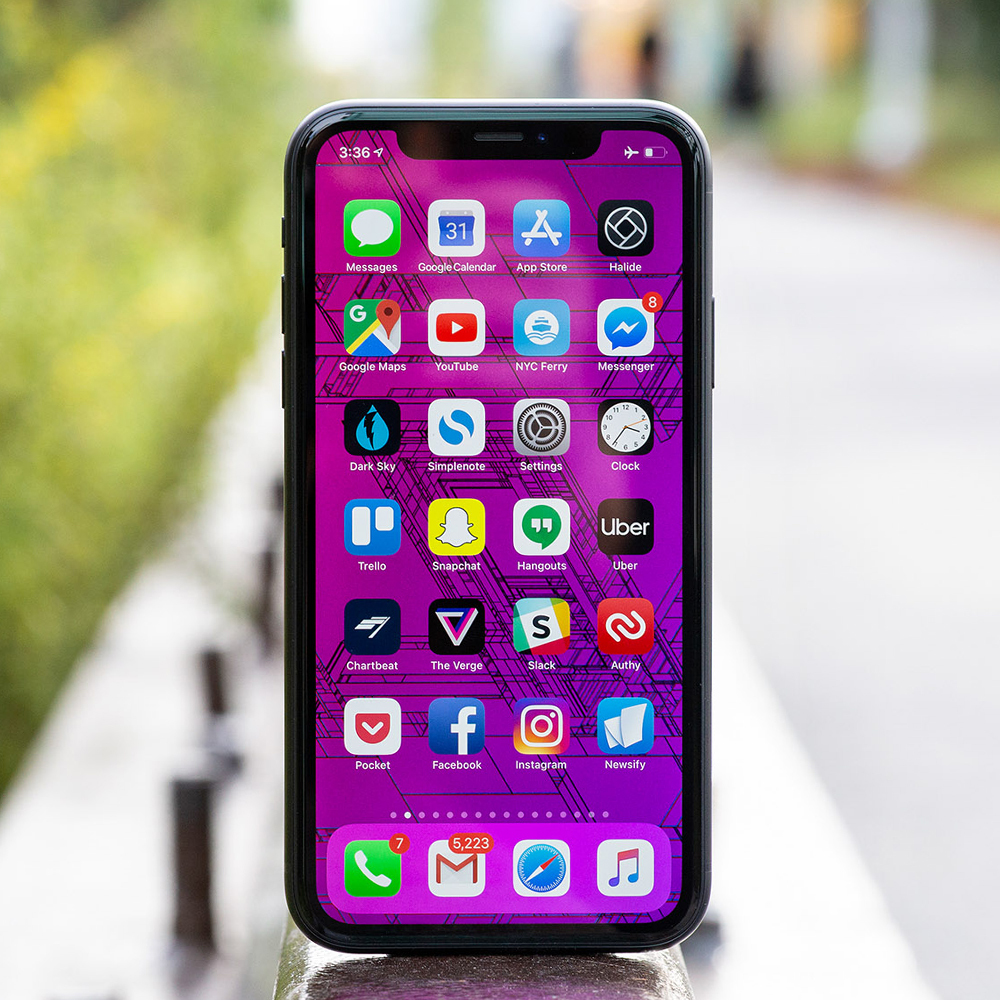 How To Set A Reminder On iPhone XR 2 How To Set A Reminder On iPhone XR 1