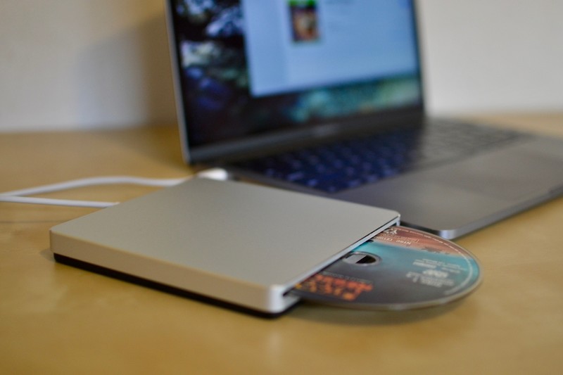 How To Watch DVD On Macbook Pro 2 How To Watch DVD On Macbook Pro 1