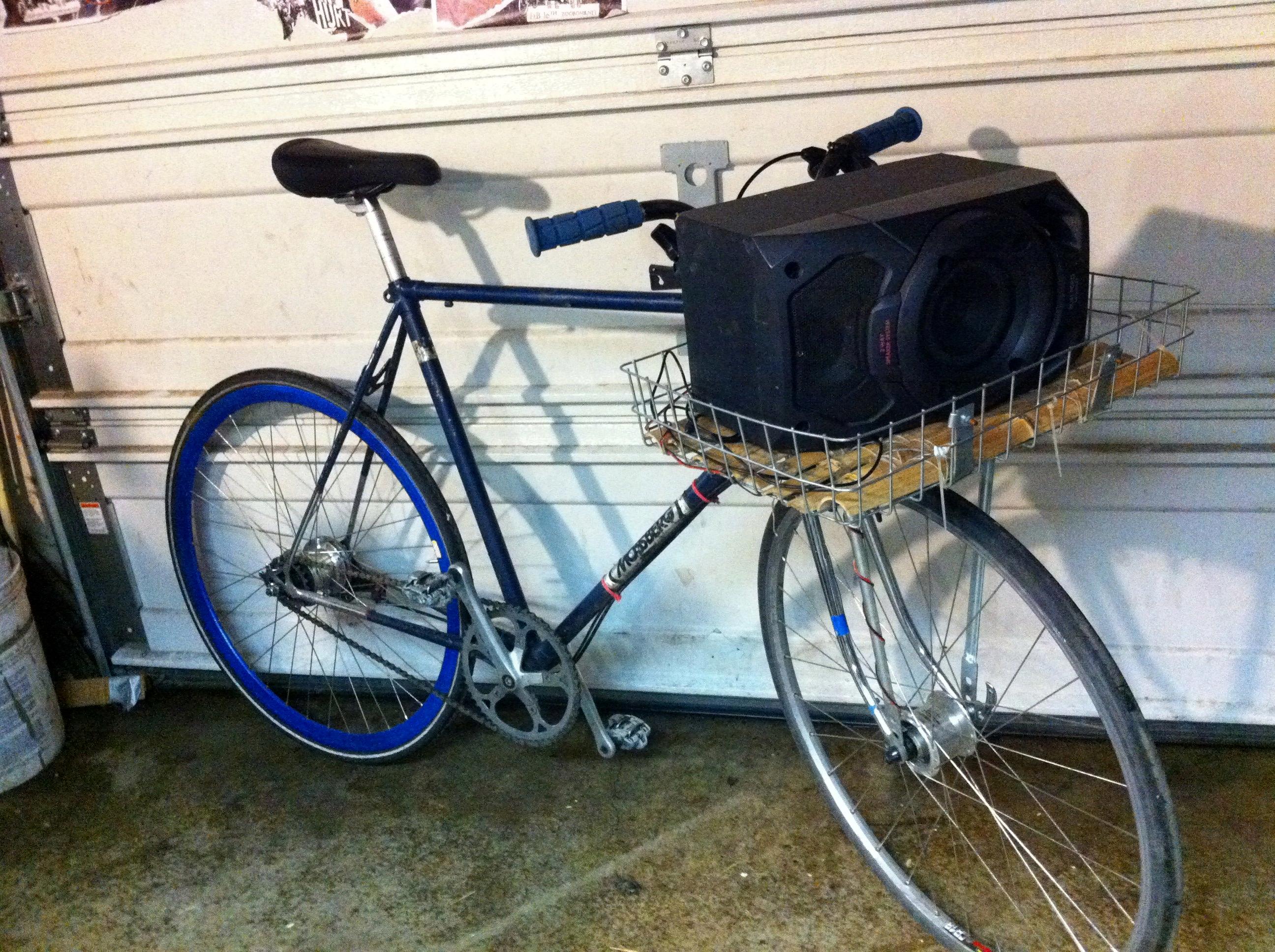 bike speaker bike speaker