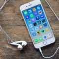 How to Use Your iPhone Microphone with Headphones? 16 How to Use Your iPhone Microphone with Headphones? 15