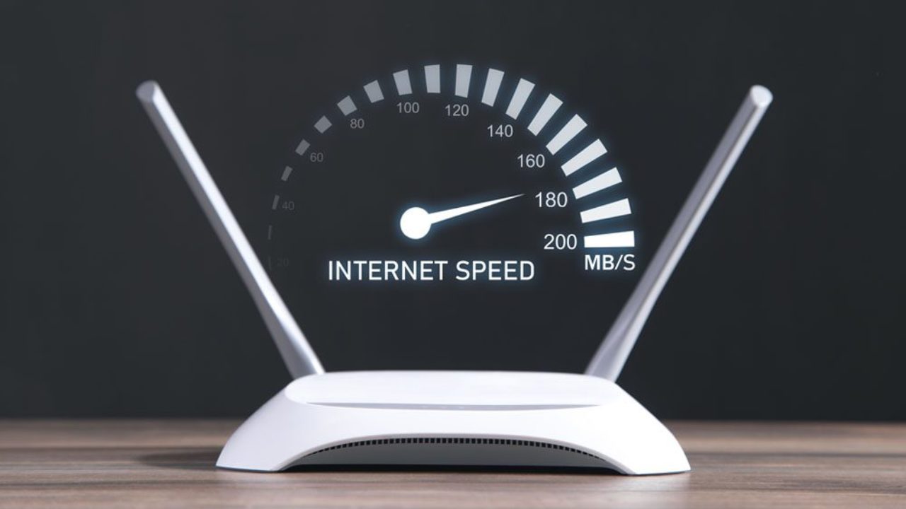 How to Boost Your WiFi Signal to Your Garage? 2 How to Boost Your WiFi Signal to Your Garage? 1