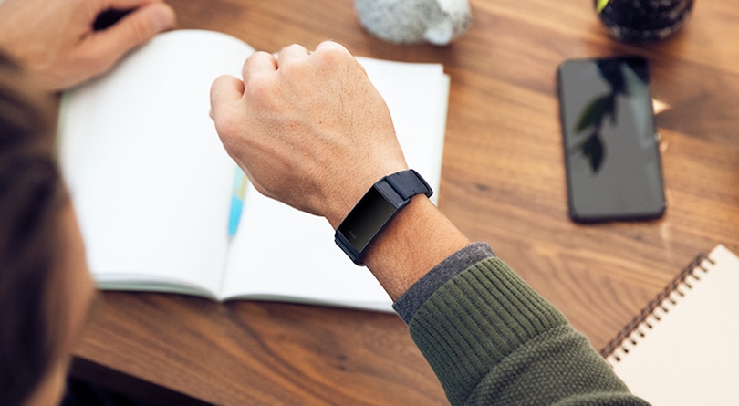 How to Fix Fitbit Charge 3 Blank Screen with Vibration? 2 How to Fix Fitbit Charge 3 Blank Screen with Vibration? 1