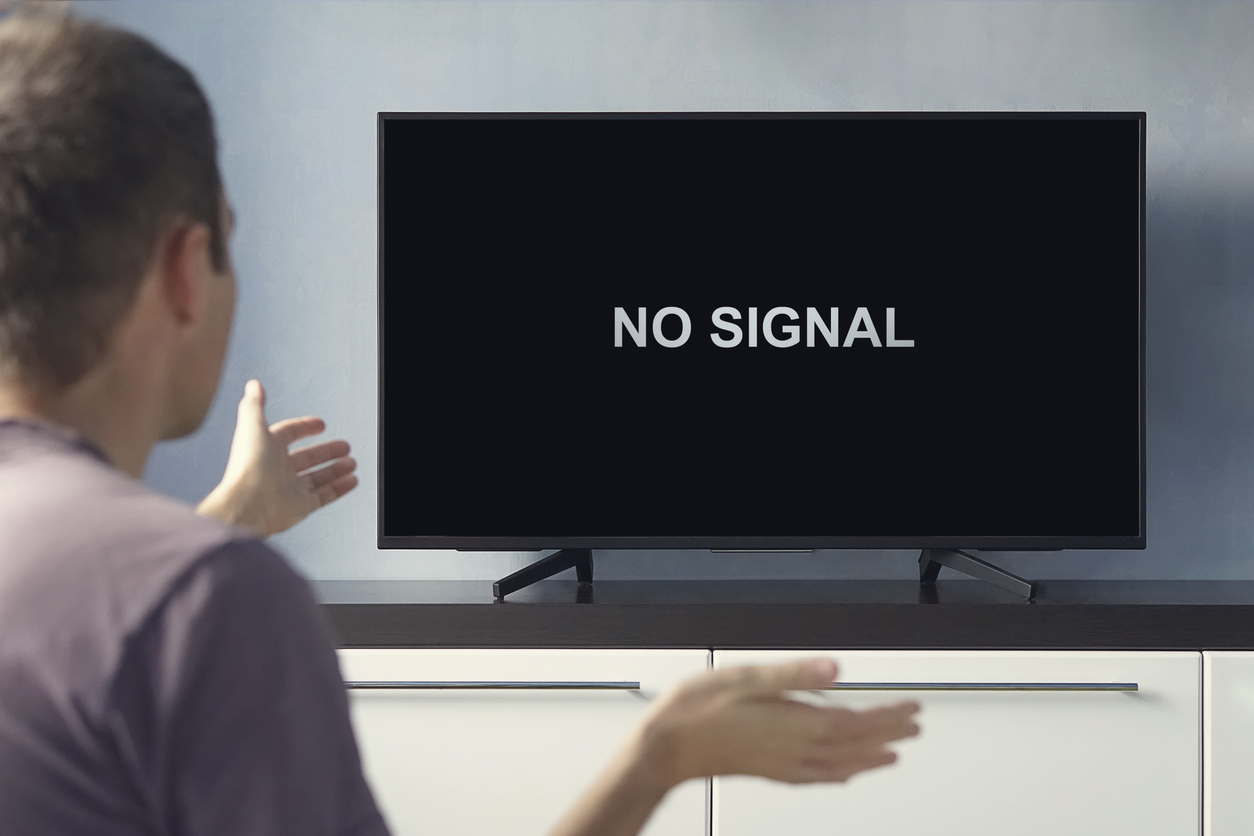 How to Troubleshoot When TV Isn't Responding to Remote & Buttons? 2 How to Troubleshoot When TV Isn't Responding to Remote & Buttons? 1