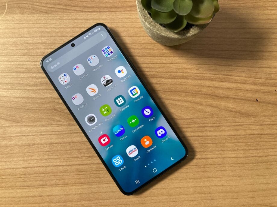 How to Check App Version on Your Smartphone? 2 How to Check App Version on Your Smartphone? 1