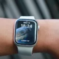 What Wrist Should You Wear Your Apple Watch? 12 What Wrist Should You Wear Your Apple Watch? 11