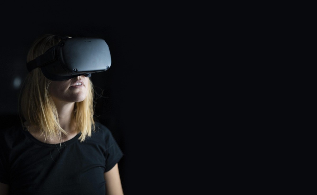 Quest Monitoring How to Use Oculus Quest 2 as a Monitor? - DeviceMAG
