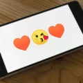 emoji heart