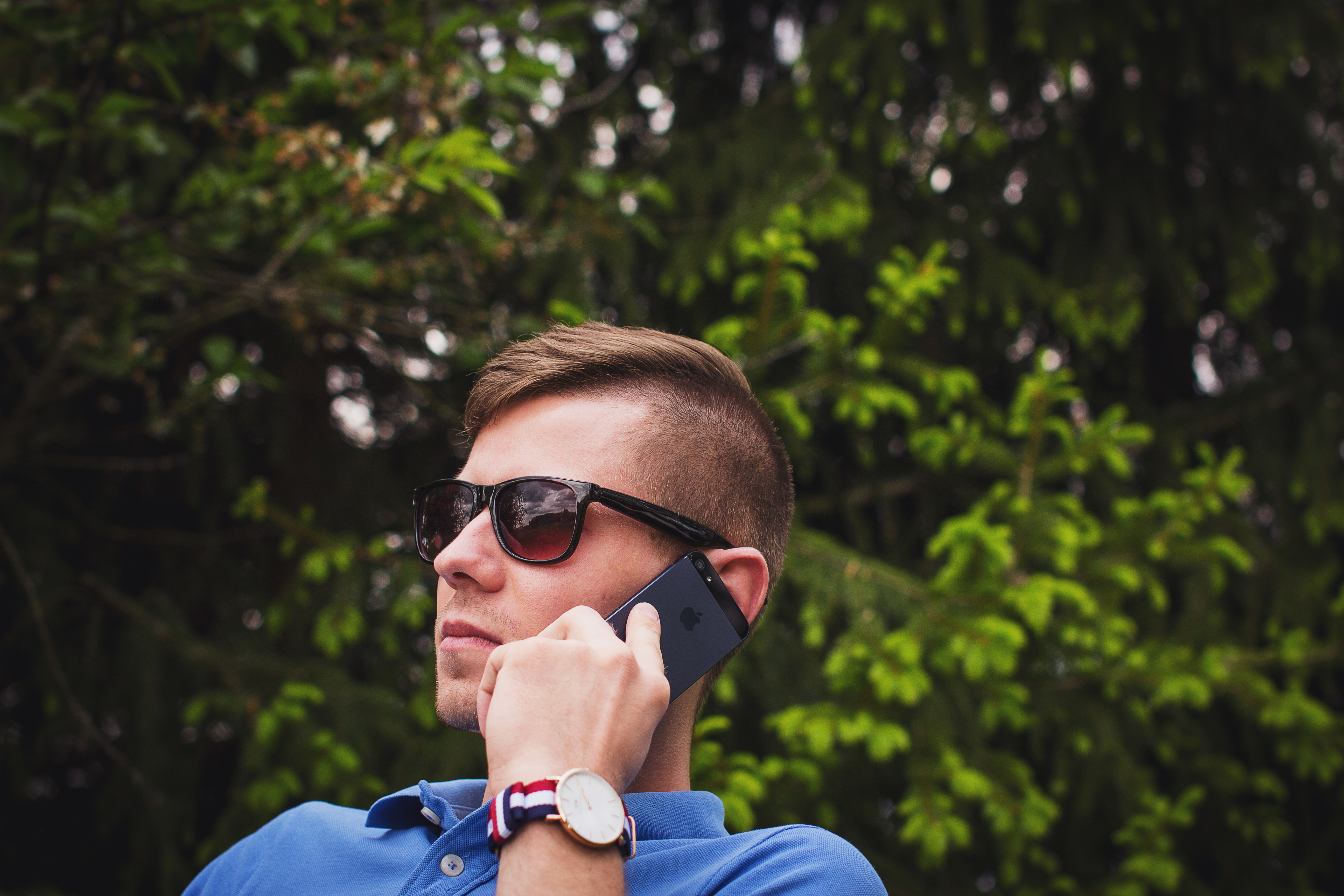 How To Call An Extension On Iphone 5