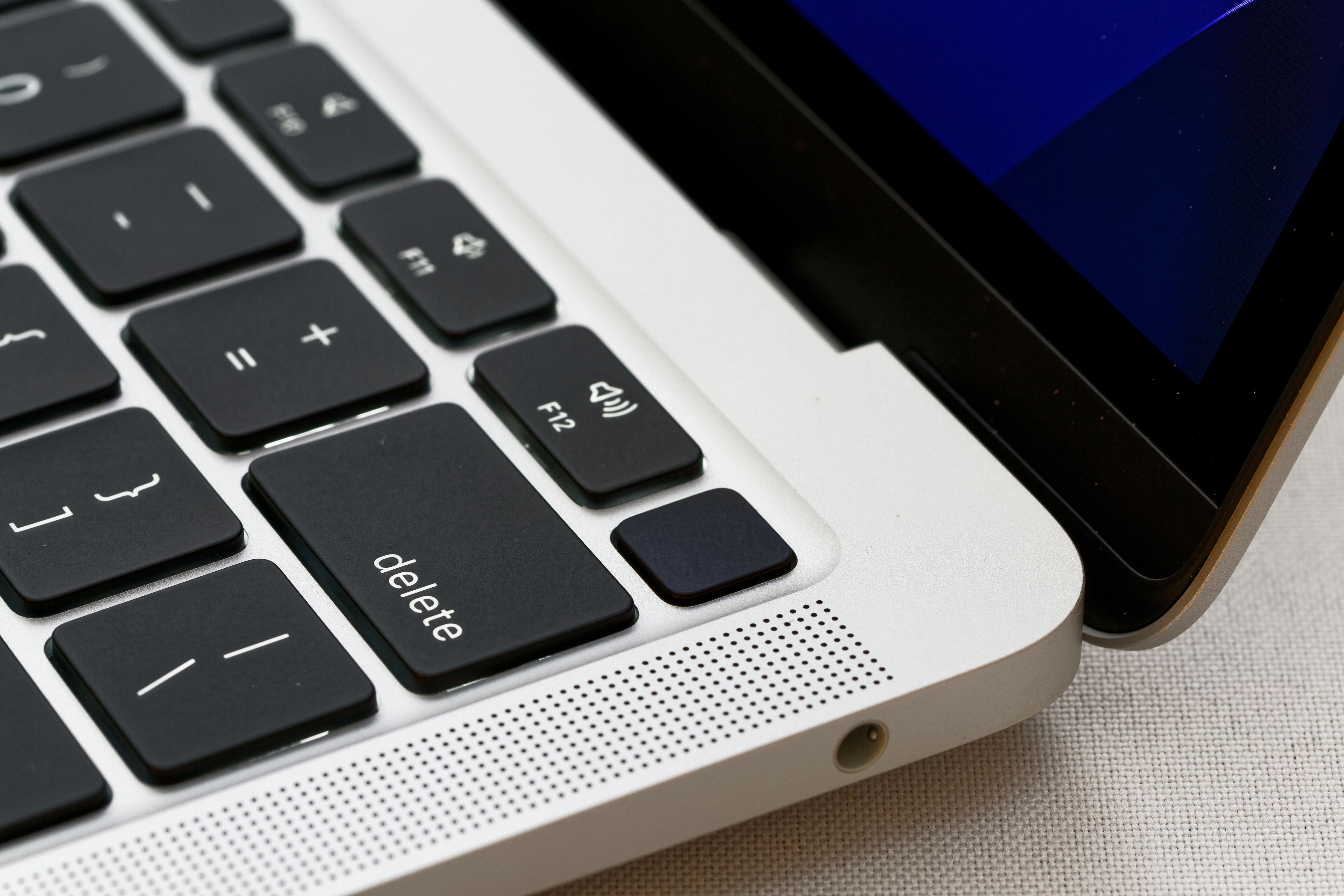 Macbook Air Shutting Down Afer Sleep - Troubleshooting Tips 9