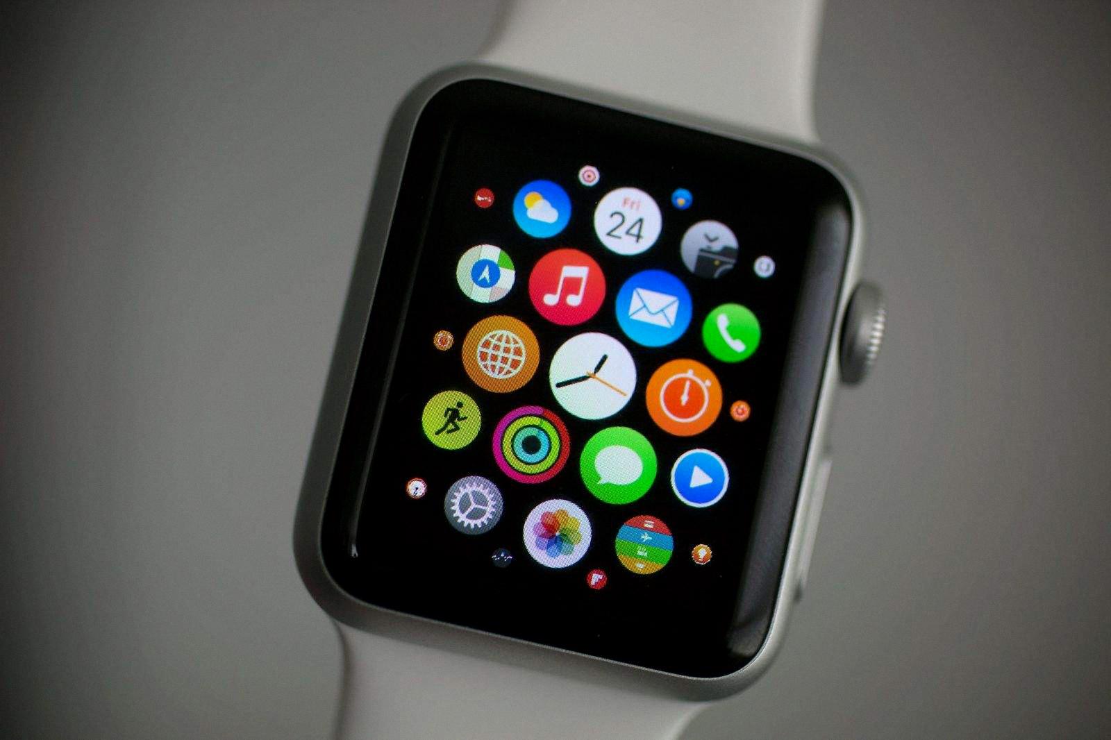 how to get apple watch home screen on iphone