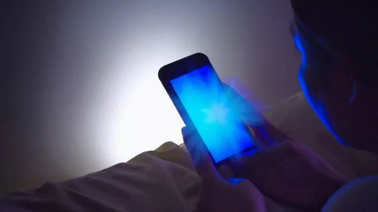 How To Turn Off Blue Light On Iphone ? 9