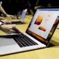 How To Save an Image On Macbook 17