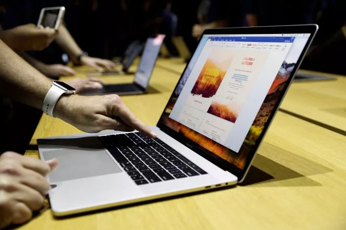 How To Save an Image On Macbook 15