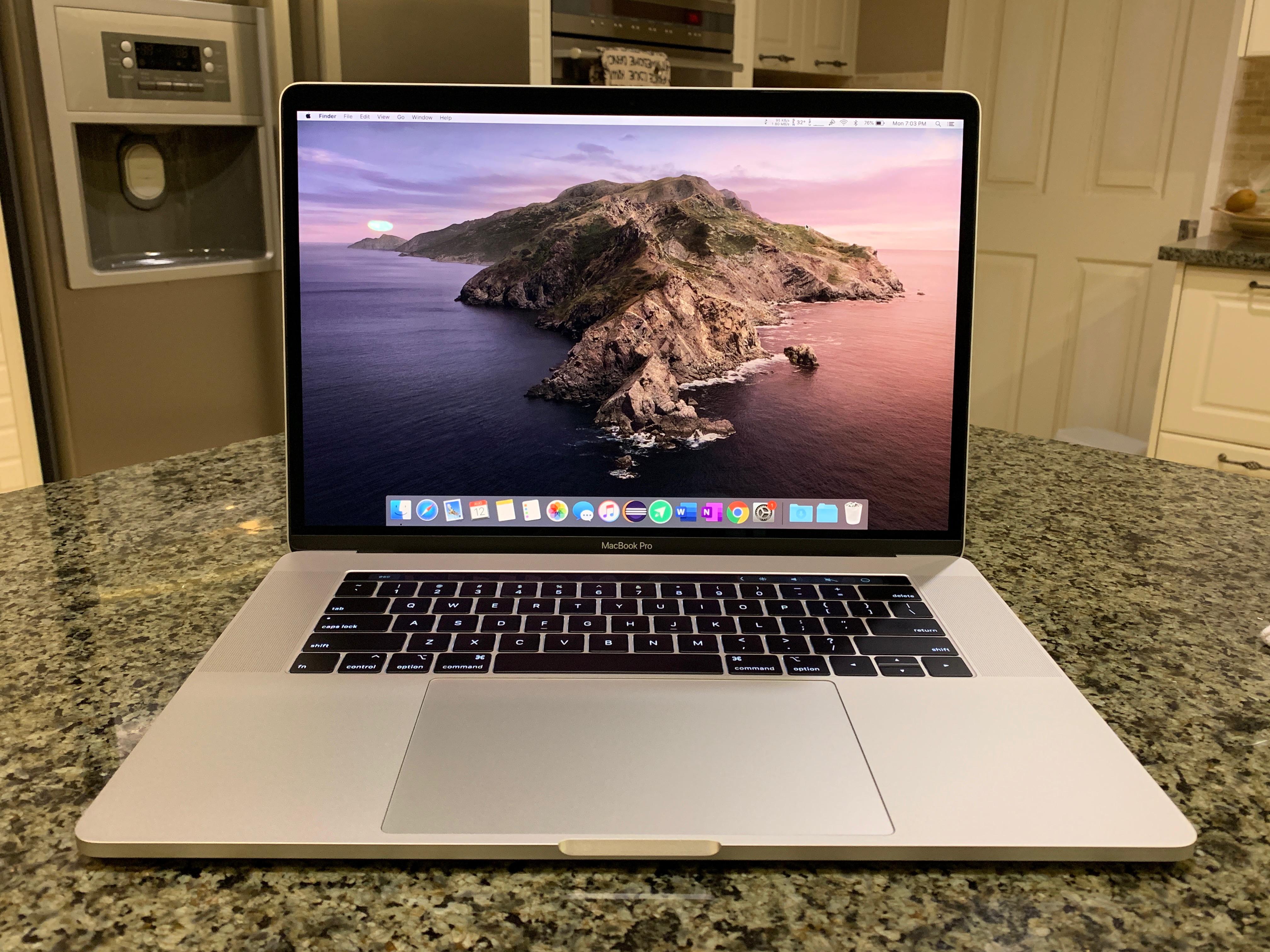 How to Handle MacBook Water Spillage 17