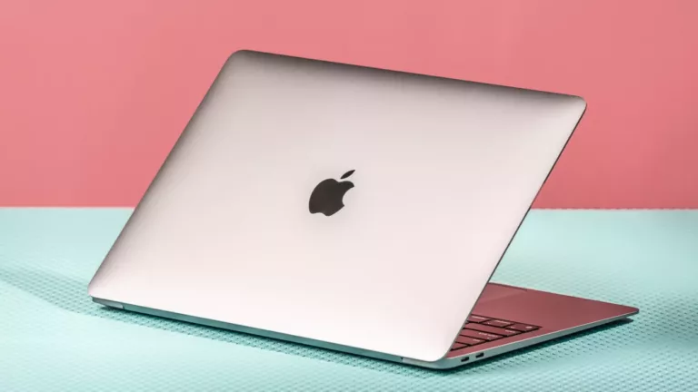 Where the Mic is on a MacBook Air 19