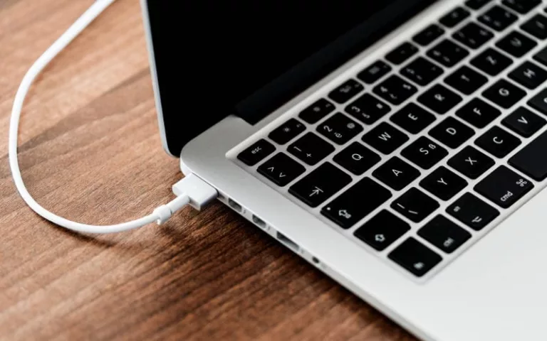 Why Won't My MacBook Air Charge? 1
