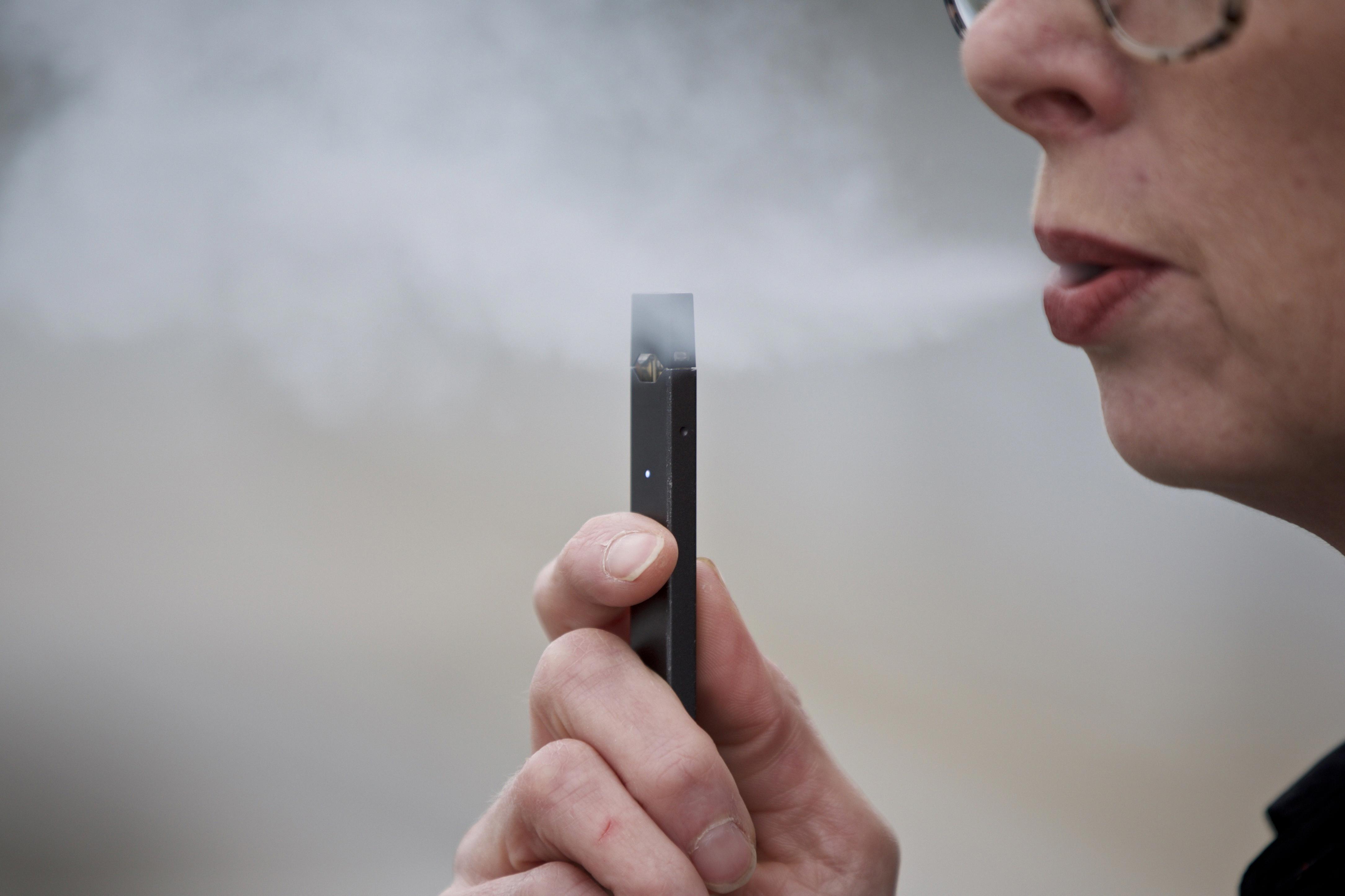 charge juul