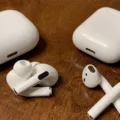How to Easily Connect Two AirPods 17