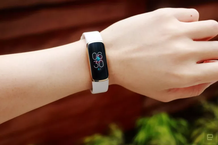 How to Connect Fitbit to Your iPhone 15