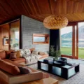 The Ultimate Guide to Leaving Review on Airbnb 3