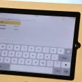 How To Put The Keyboard Back To Normal On iPad ? 7