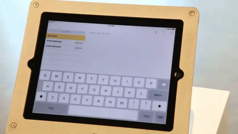 How To Put The Keyboard Back To Normal On iPad ? 7