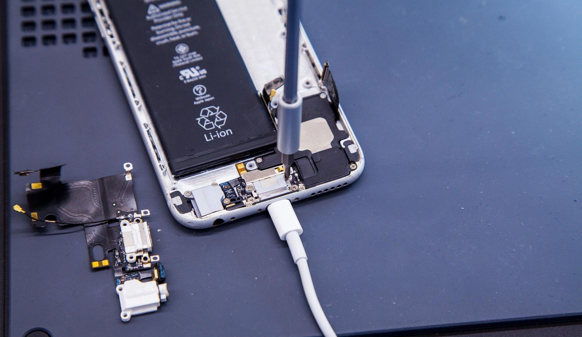 iphone charging port loose