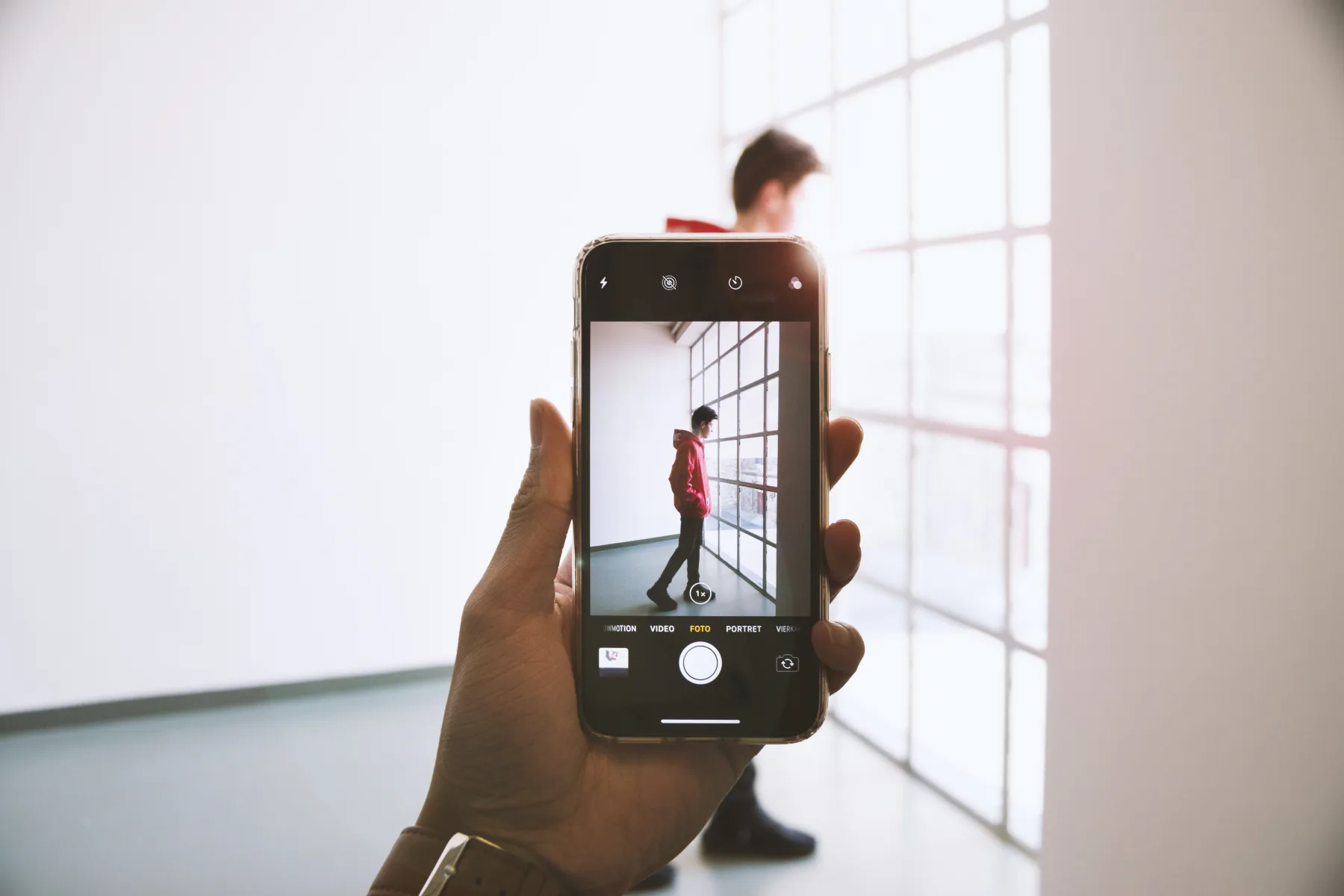 How To Invert Colors On A Picture On iPhone ? 2 How To Invert Colors On A Picture On iPhone ? 1
