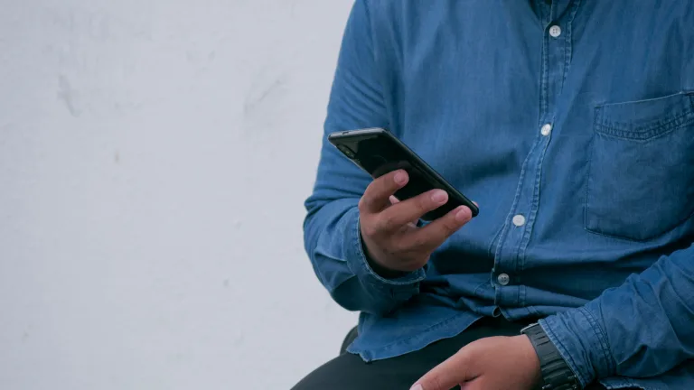 How to Retrieve Old Messages on iPhone 1