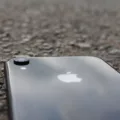Power of Wireless Charging with the iPhone XR 1