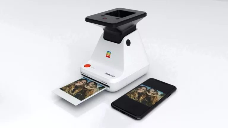 Unlock the Magic of Your Old Photos with a Polaroid Scanner 9