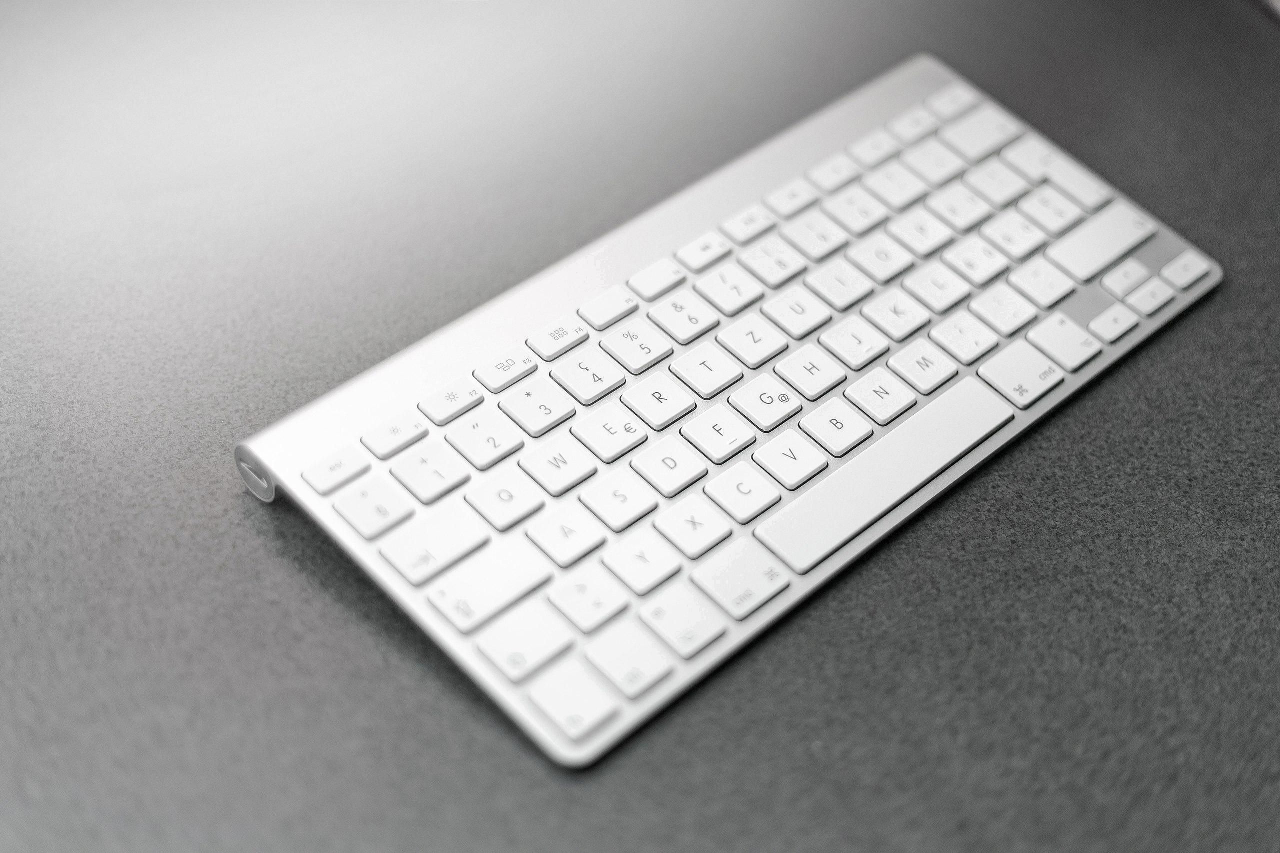 put apple wireless keyboard in pairing mode