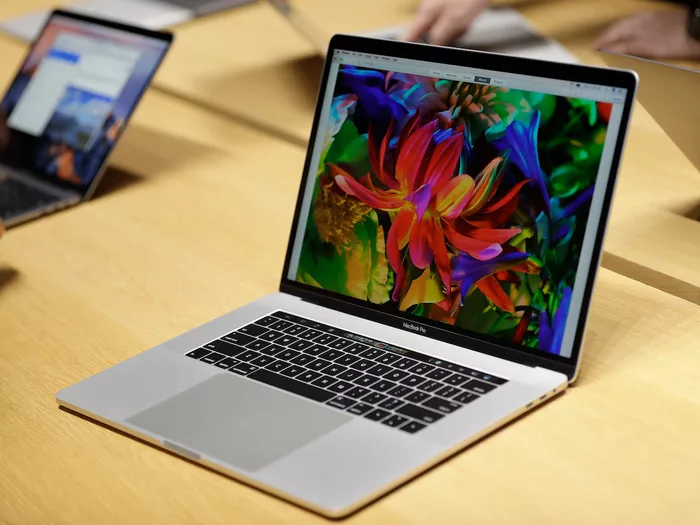 Are Macs Water Resistant? 9