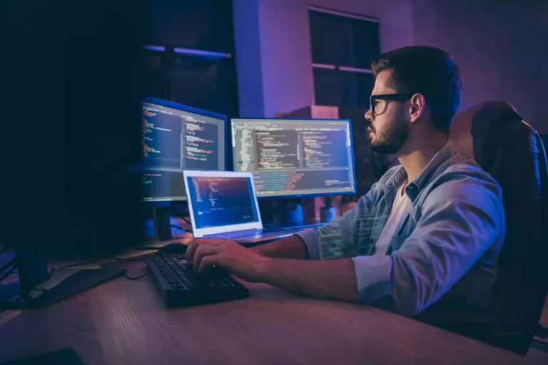 Best Linux Distros for MacBook Pro 17
