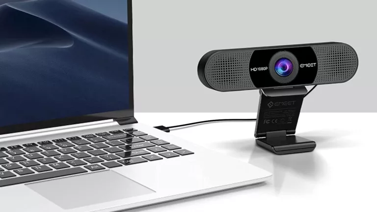 How to Connect External Video Camera With Your MacBook Air 11