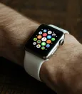 What Is The Correct Way To Wear An Apple Watch 7
