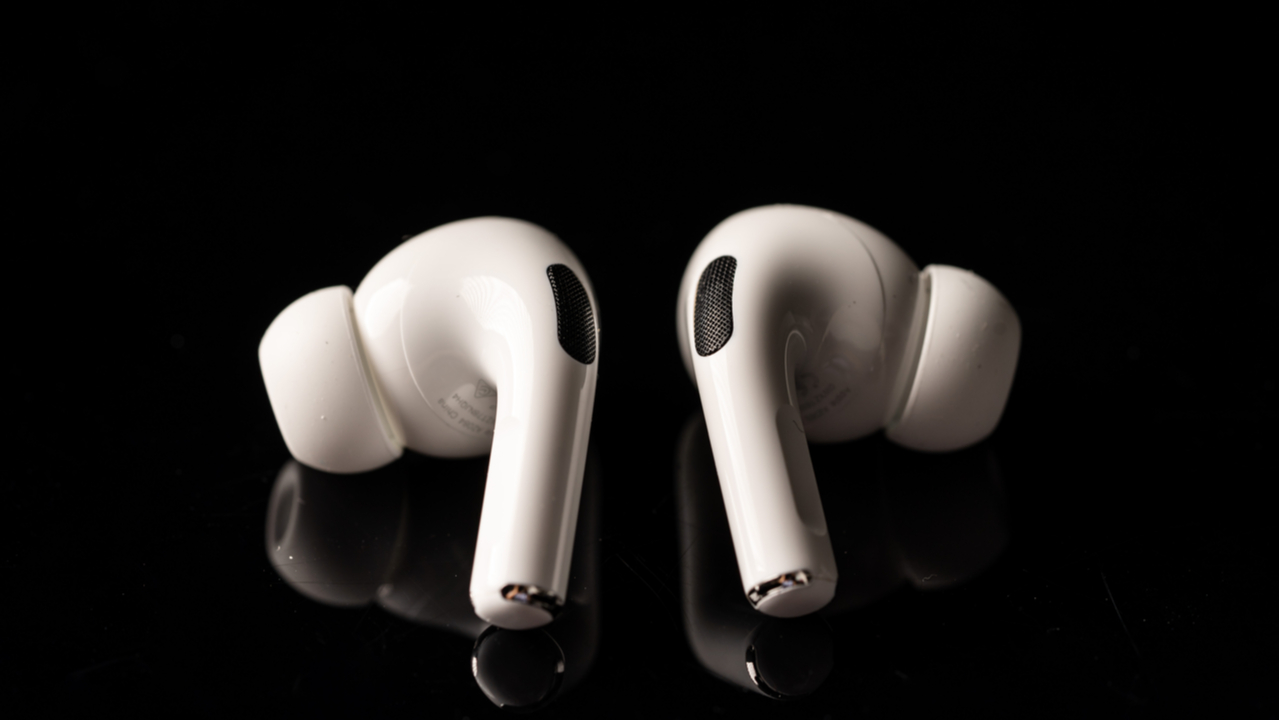 Do AirPods Pro Have Dolby Atmos? 15