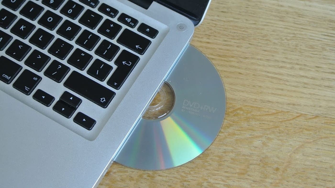 How to Eject a Stuck CD from Your MacBook Pro 1